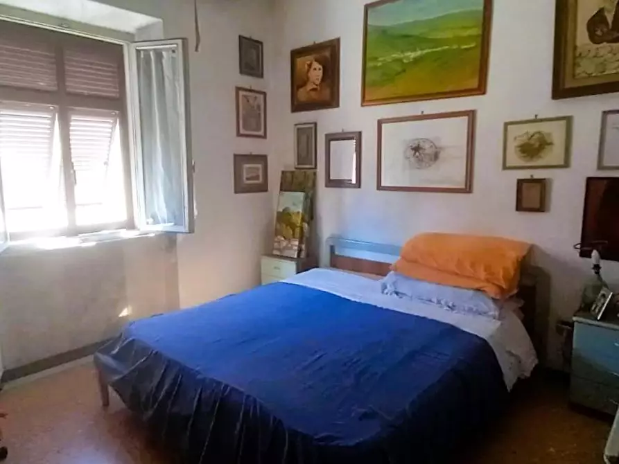 Immagine 31 di Appartamento in vendita  a Carrara