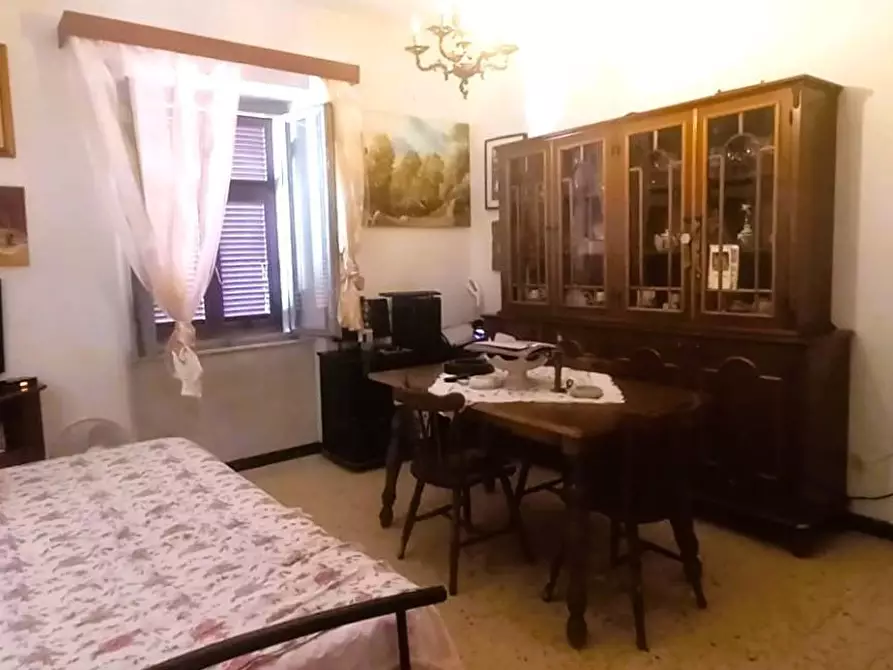 Immagine 94 di Appartamento in vendita  a Carrara