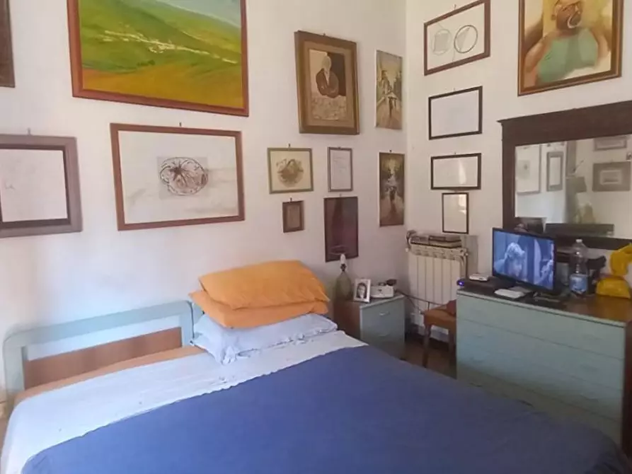 Immagine 63 di Appartamento in vendita  a Carrara