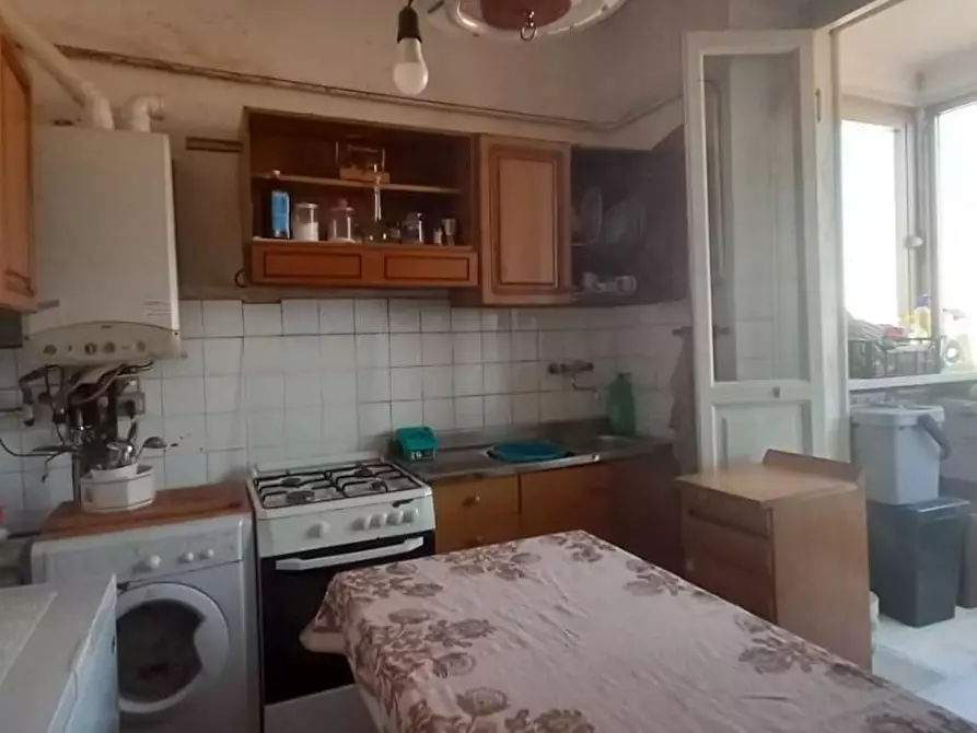 Immagine 51 di Appartamento in vendita  a Carrara