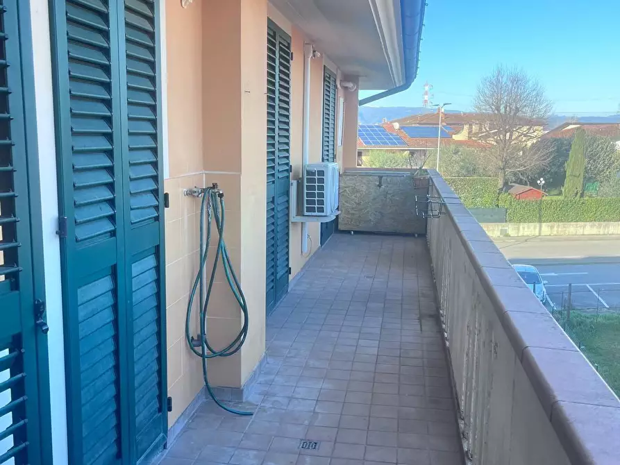 Immagine 2 di Appartamento in vendita  a Altopascio