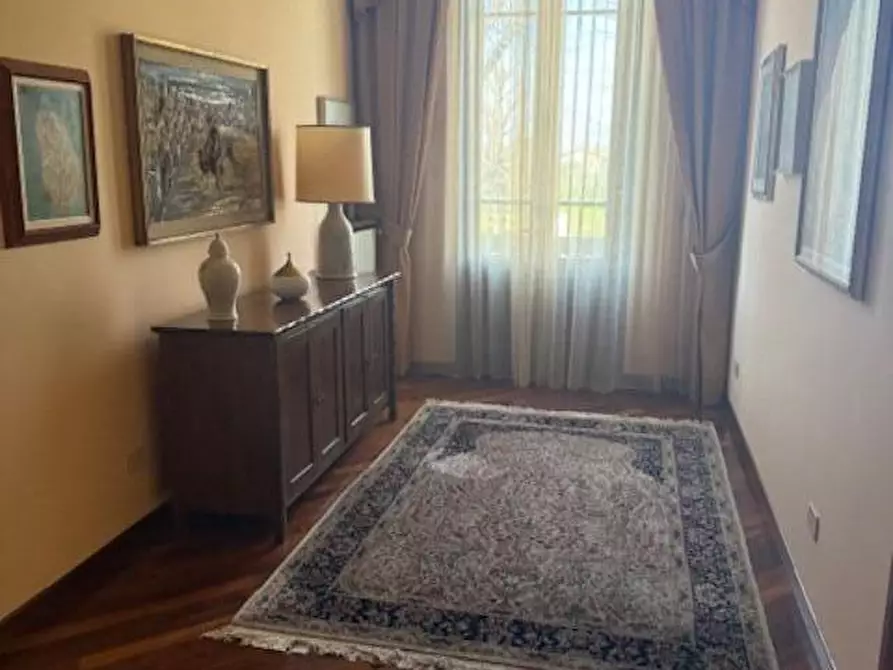 Immagine 18 di Villa in vendita  a Fucecchio