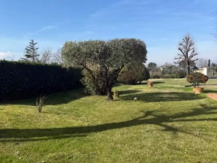Immagine 6 di Villa in vendita  a Fucecchio