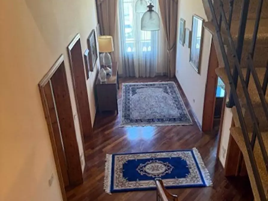 Immagine 17 di Villa in vendita  a Fucecchio