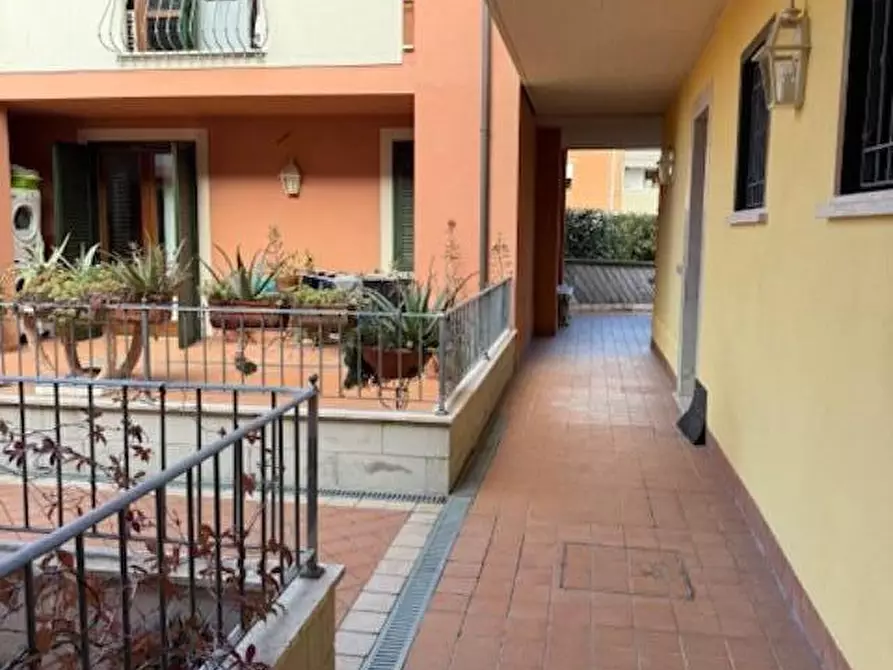 Immagine 7 di Appartamento in vendita  a Santa Croce Sull'arno