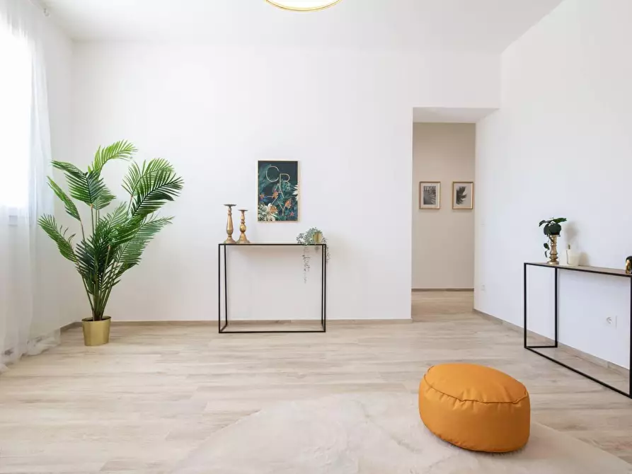 Immagine 5 di Appartamento in vendita  a Cascina