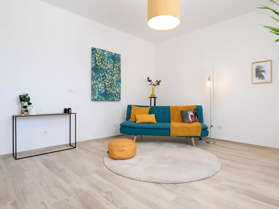 Immagine 1 di Appartamento in vendita  a Cascina