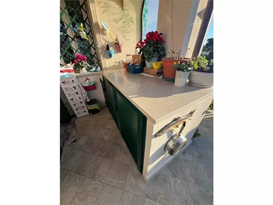 Immagine 12 di Porzione di casa in vendita  a Carrara