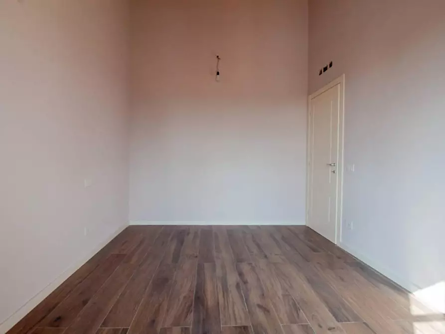 Immagine 31 di Rustico / casale in vendita  a Pisa