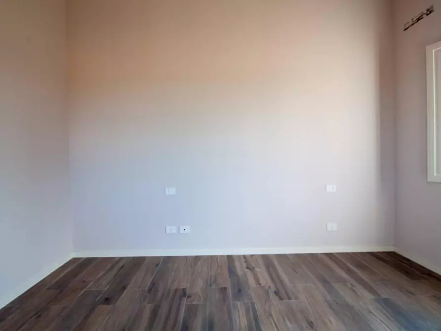 Immagine 33 di Rustico / casale in vendita  a Pisa