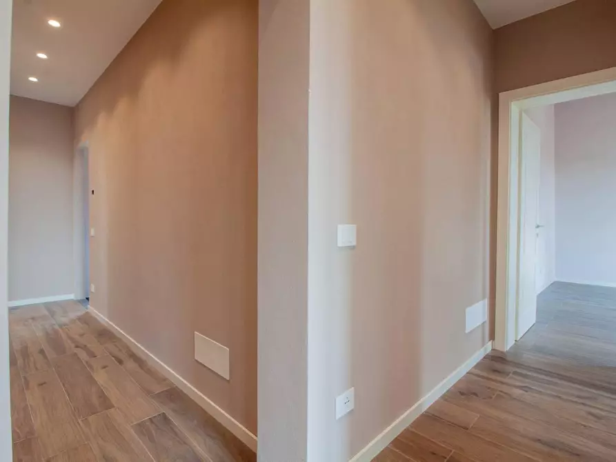 Immagine 19 di Rustico / casale in vendita  a Pisa