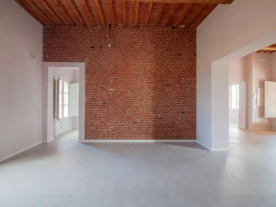 Immagine 6 di Rustico / casale in vendita  a Pisa