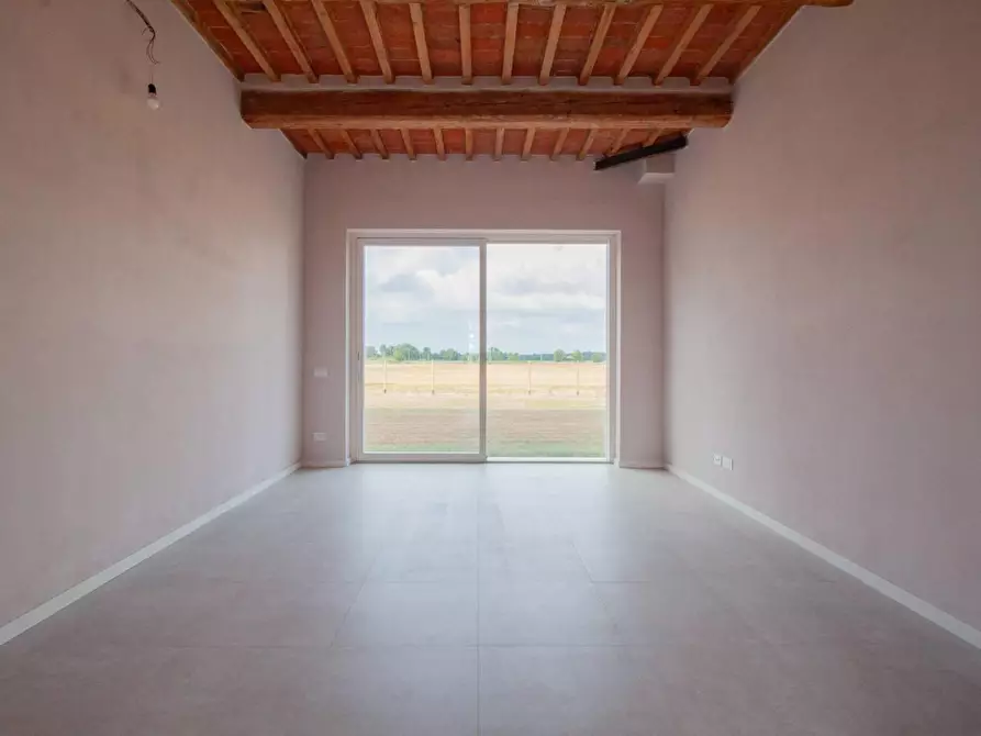 Immagine 15 di Rustico / casale in vendita  a Pisa