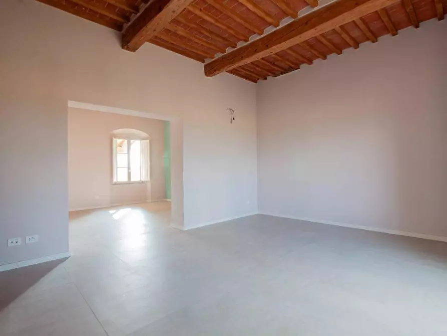 Immagine 7 di Rustico / casale in vendita  a Pisa