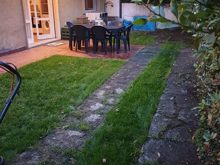 Immagine 5 di Appartamento in affitto  a Camaiore