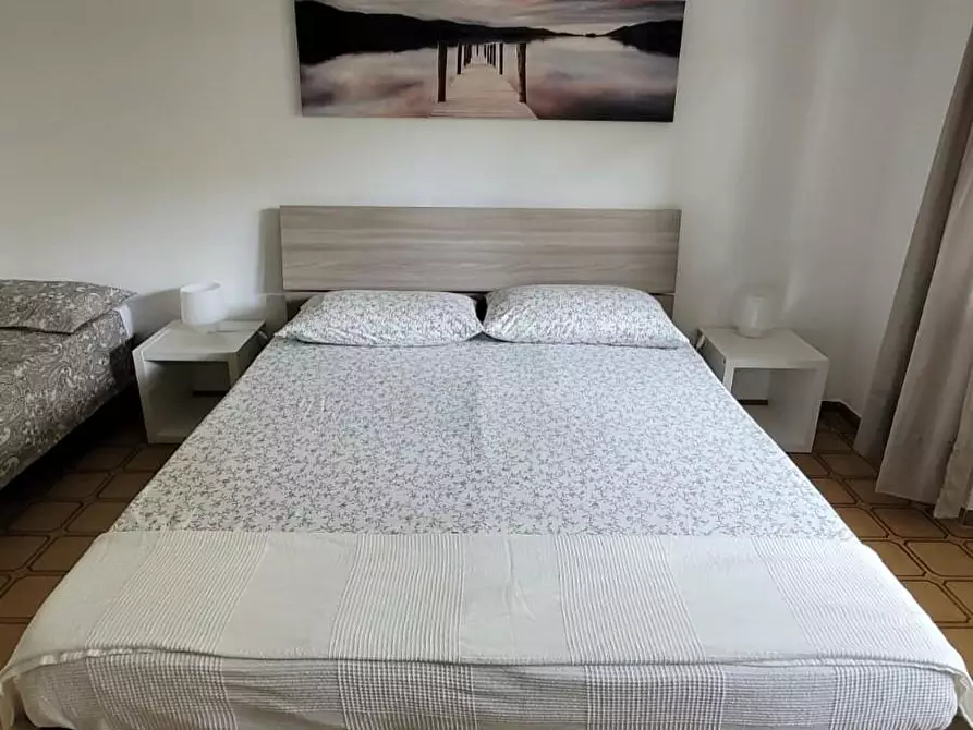 Immagine 2 di Appartamento in affitto  a Camaiore