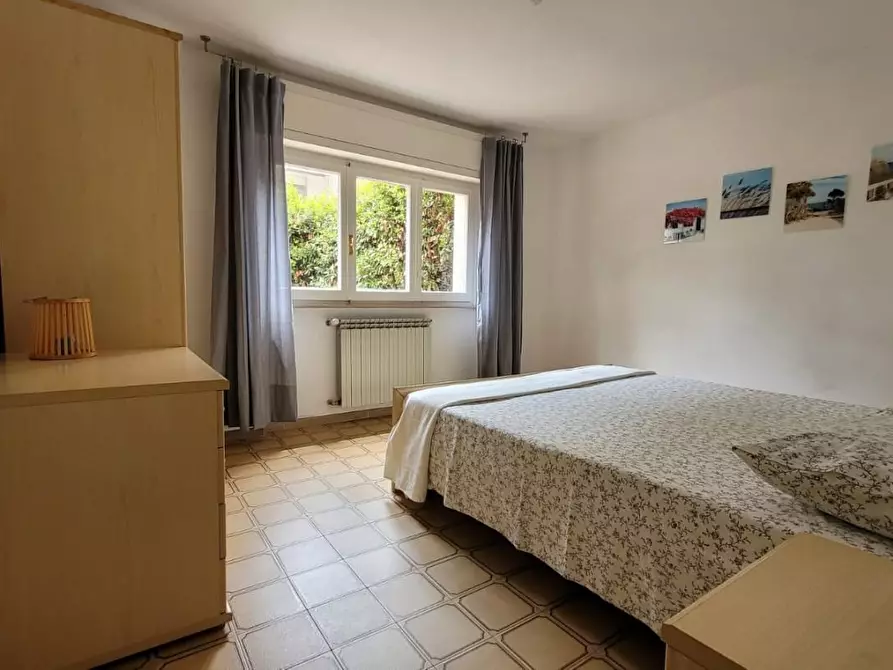 Immagine 8 di Appartamento in affitto  a Camaiore