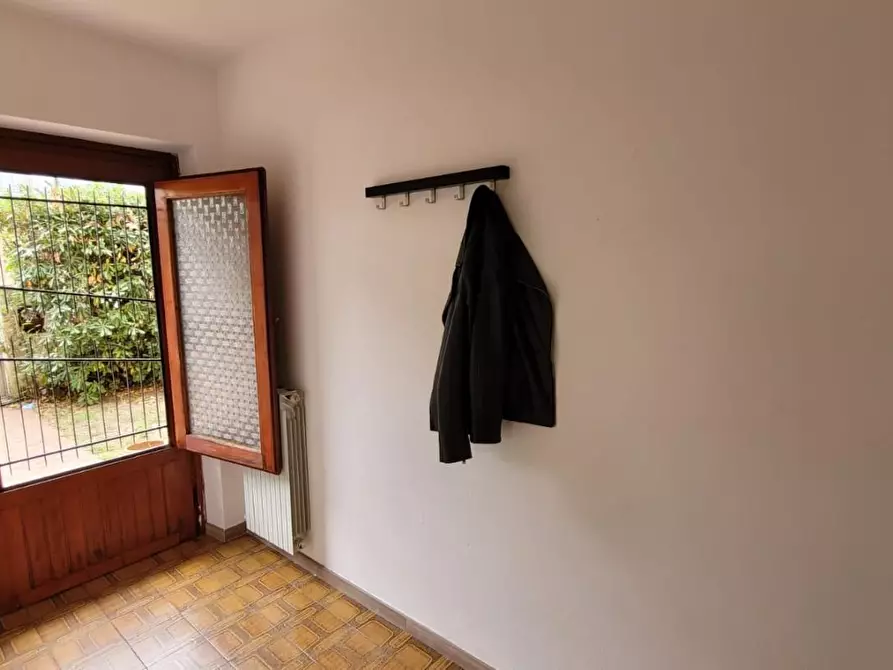 Immagine 4 di Appartamento in affitto  a Camaiore