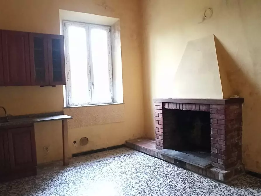 Immagine 4 di Villa in vendita  a Capannori
