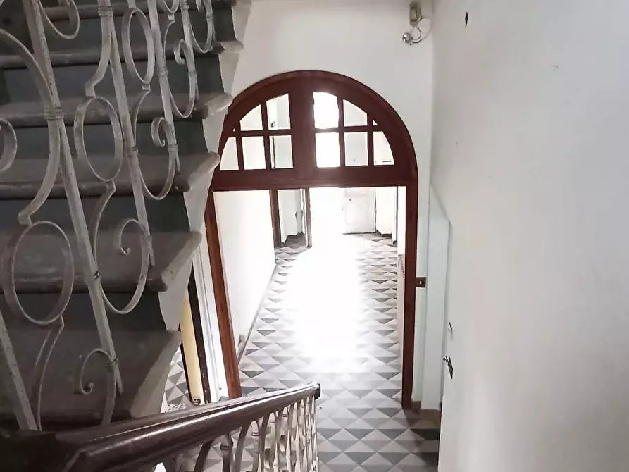 Immagine 9 di Villa in vendita  a Capannori