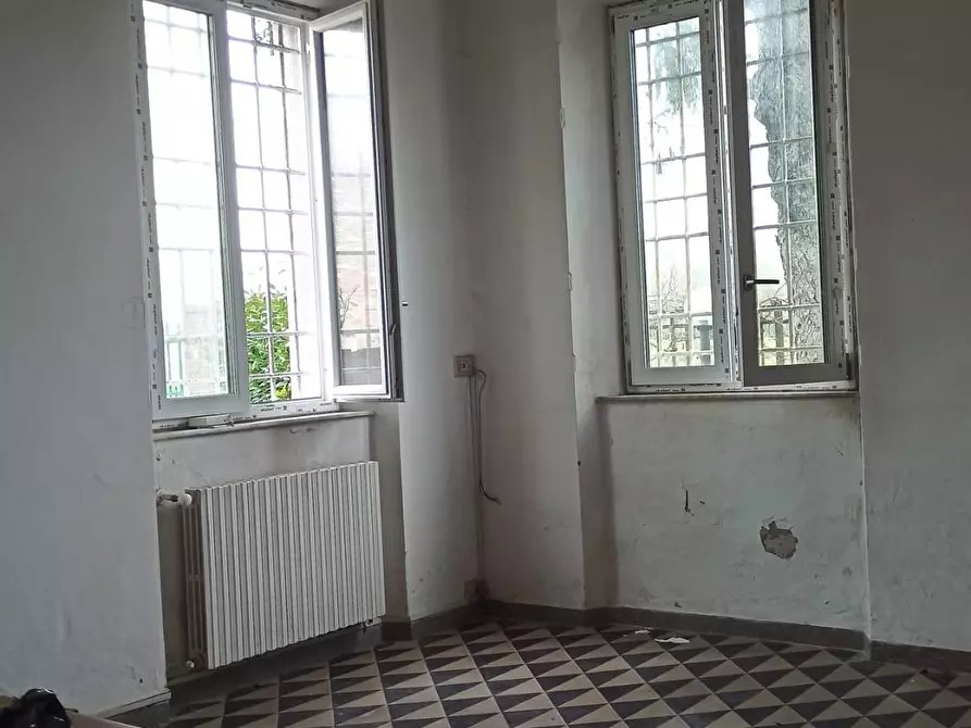 Immagine 7 di Villa in vendita  a Capannori