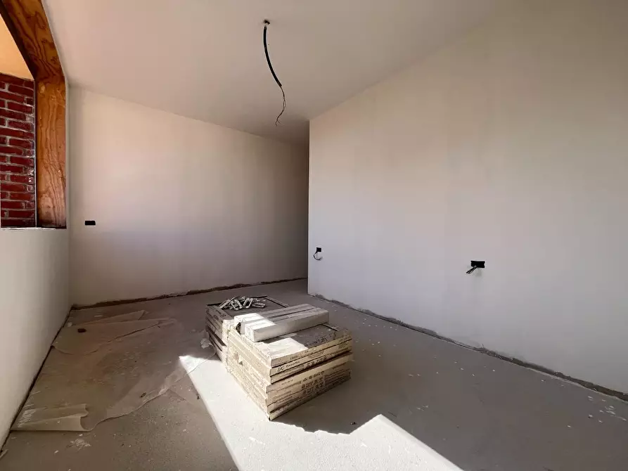 Immagine 11 di Appartamento in vendita  a Rosignano Marittimo