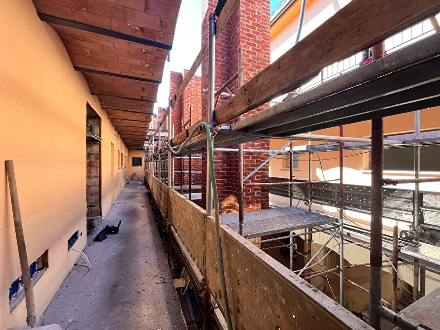 Immagine 6 di Appartamento in vendita  a Rosignano Marittimo