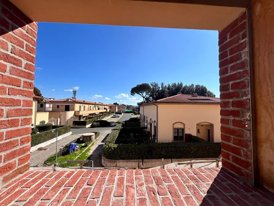 Immagine 13 di Appartamento in vendita  a Rosignano Marittimo