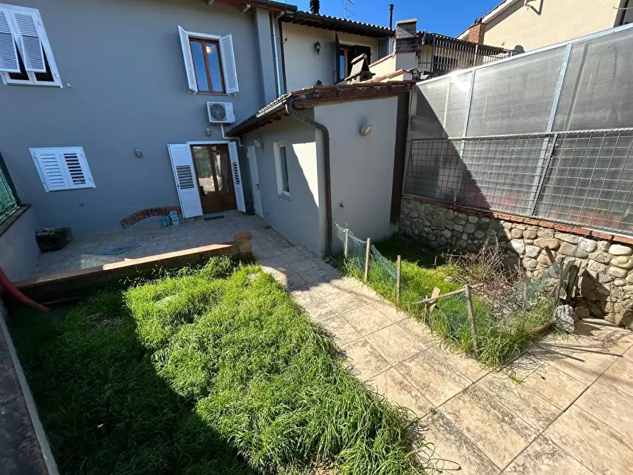 Immagine 41 di Terratetto in vendita  a Cerreto Guidi