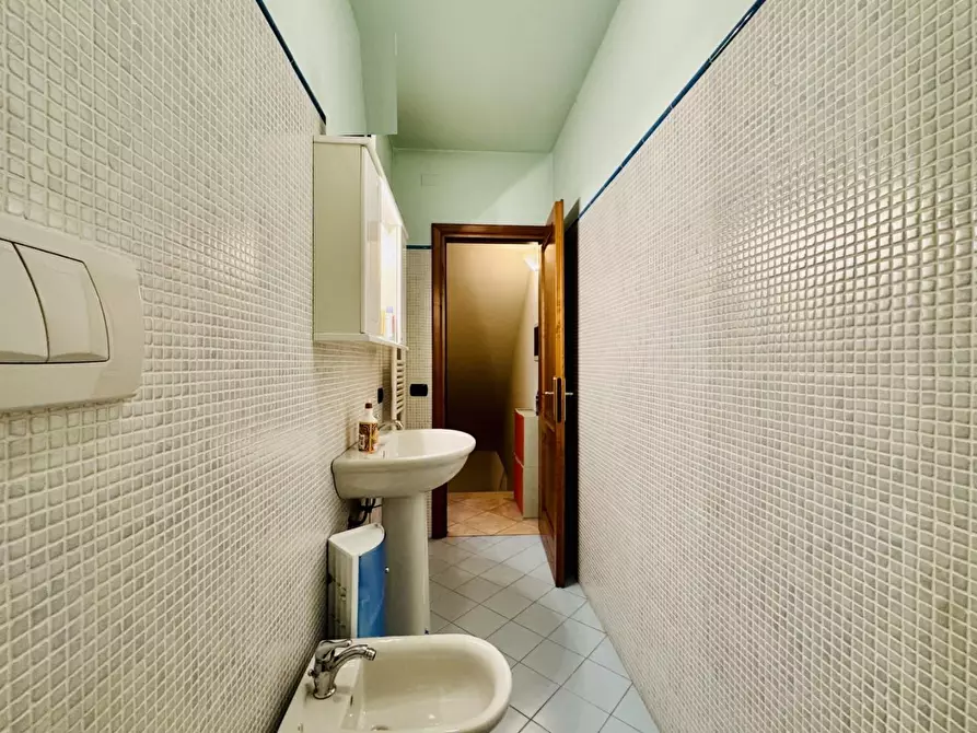 Immagine 14 di Casa semindipendente in vendita  a Camaiore