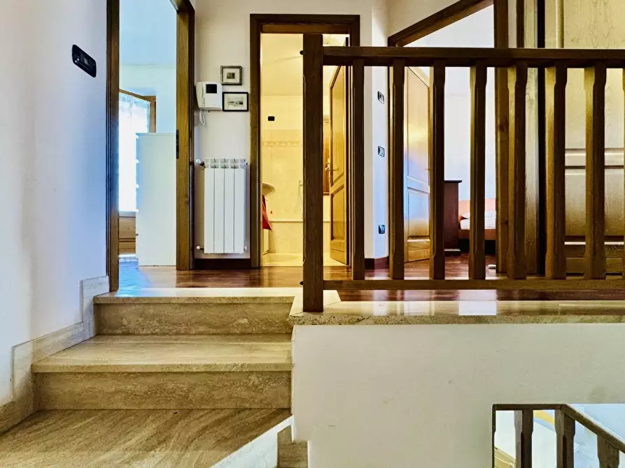 Immagine 26 di Casa semindipendente in vendita  a Camaiore