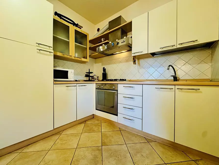 Immagine 7 di Casa semindipendente in vendita  a Camaiore