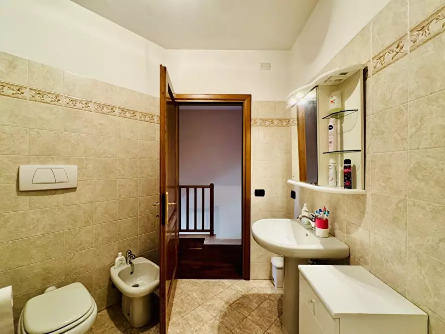 Immagine 44 di Casa semindipendente in vendita  a Camaiore