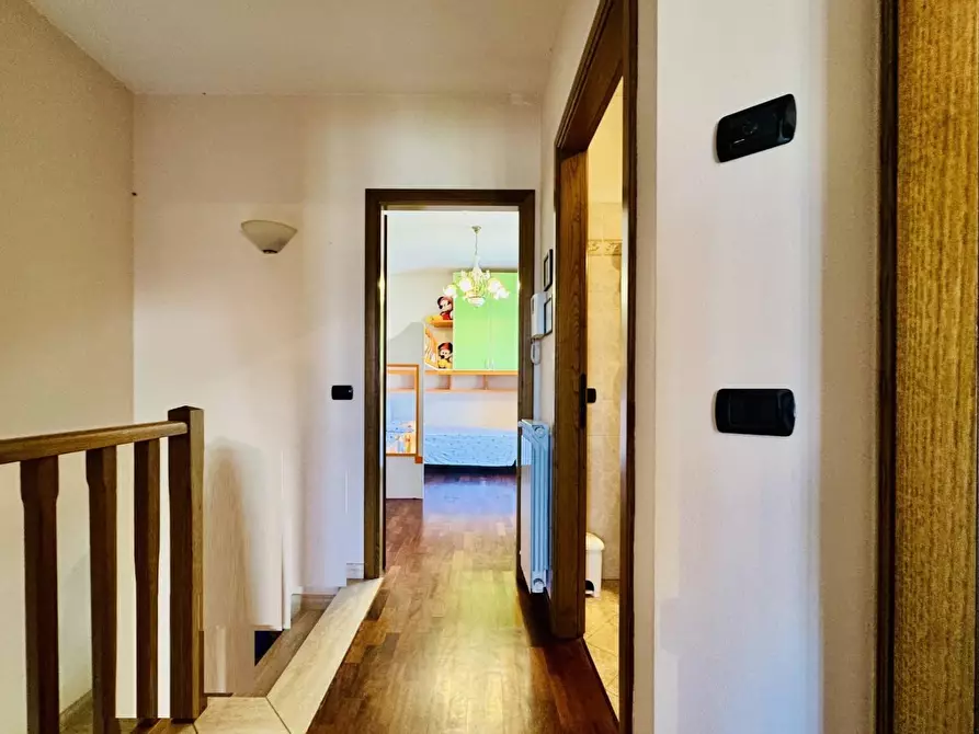 Immagine 35 di Casa semindipendente in vendita  a Camaiore