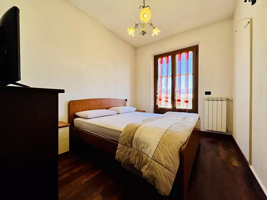 Immagine 32 di Casa semindipendente in vendita  a Camaiore