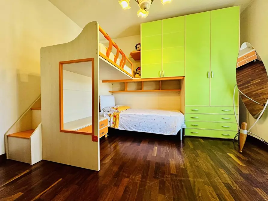 Immagine 37 di Casa semindipendente in vendita  a Camaiore