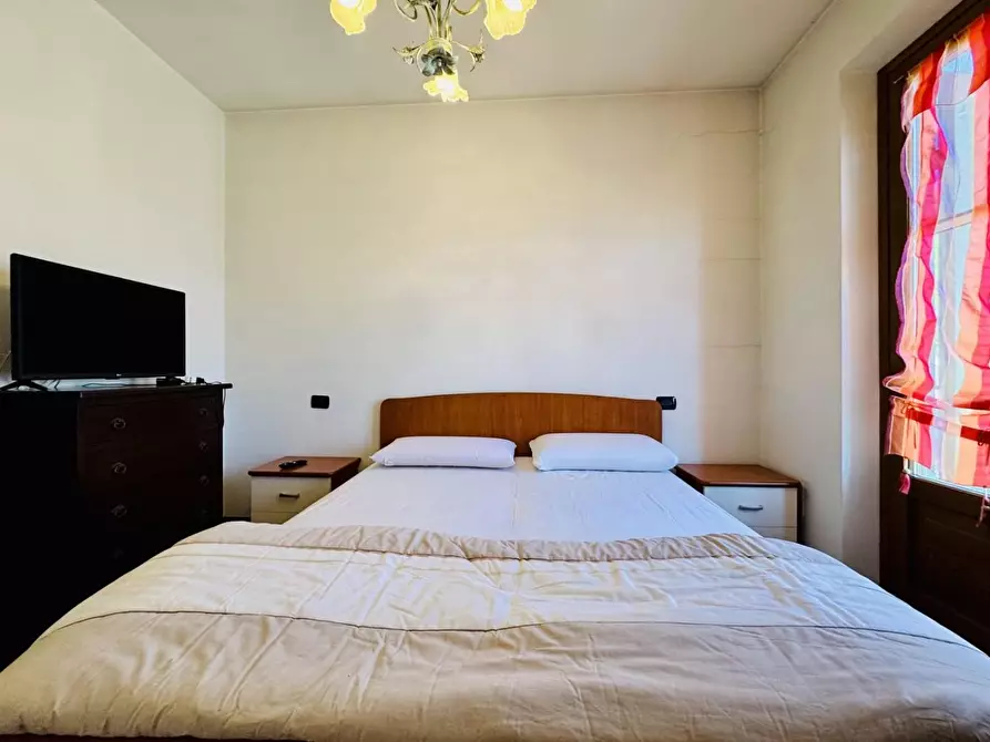 Immagine 34 di Casa semindipendente in vendita  a Camaiore