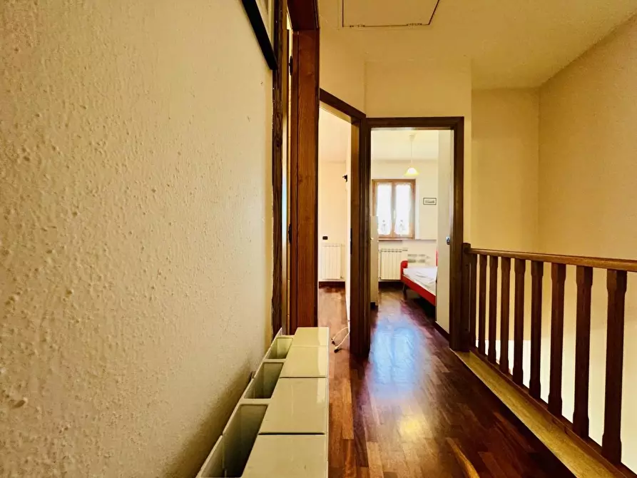 Immagine 27 di Casa semindipendente in vendita  a Camaiore