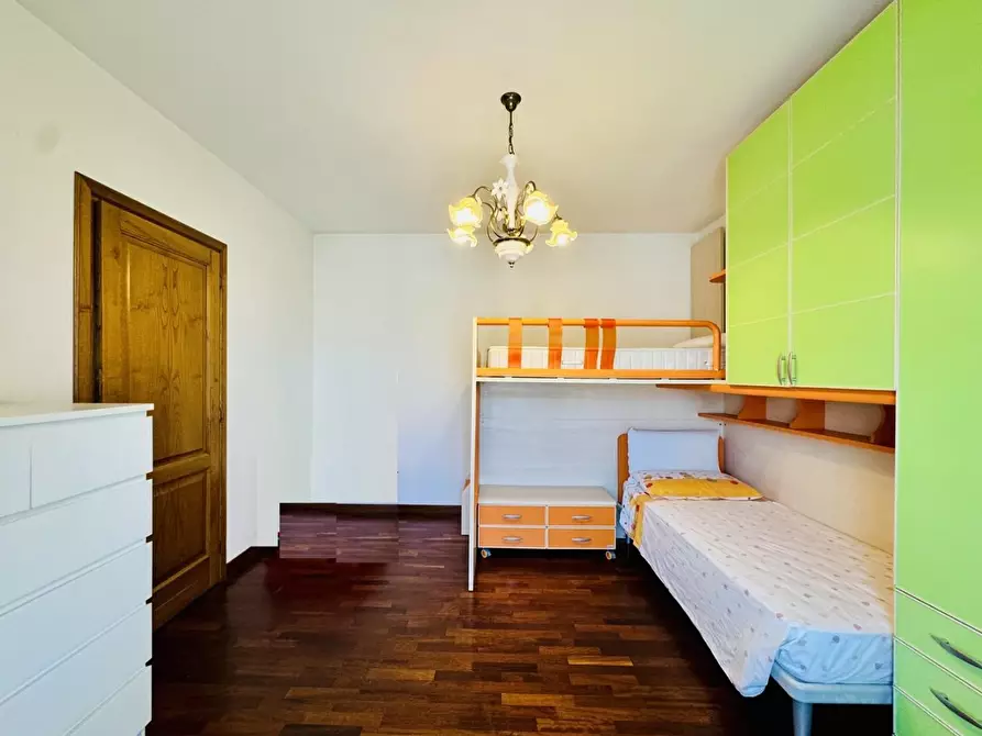 Immagine 38 di Casa semindipendente in vendita  a Camaiore