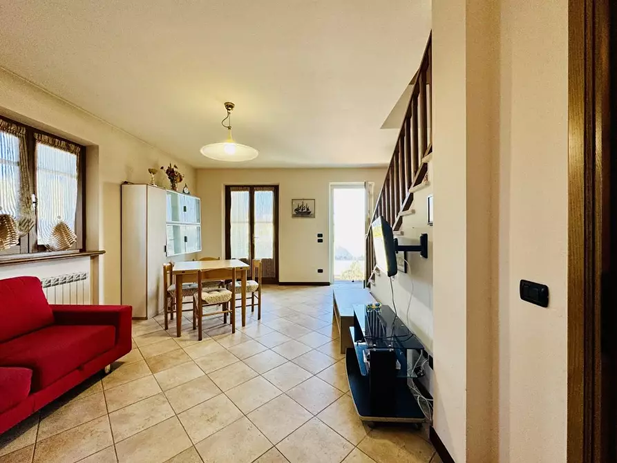 Immagine 24 di Casa semindipendente in vendita  a Camaiore