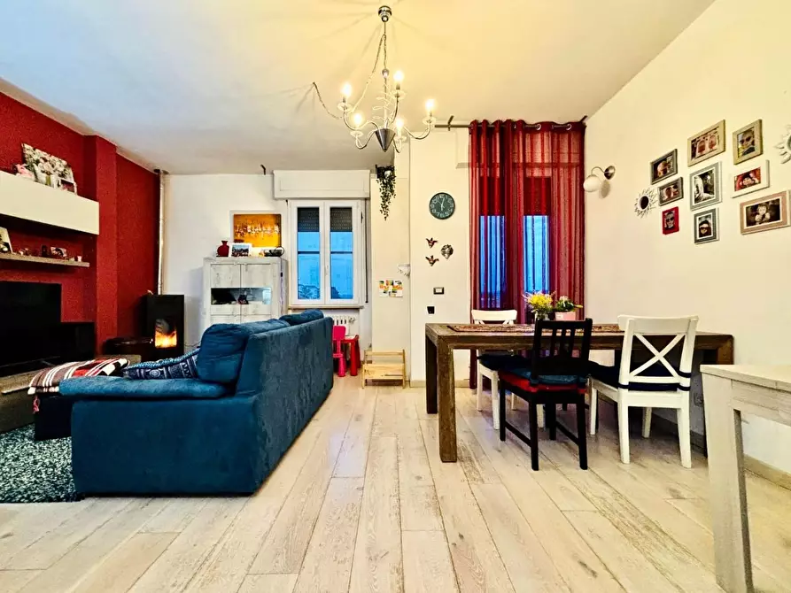 Immagine 3 di Appartamento in vendita  a Pontedera