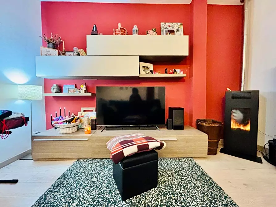 Immagine 2 di Appartamento in vendita  a Pontedera