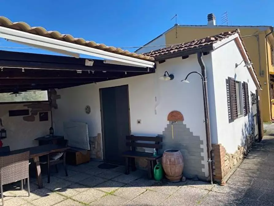 Immagine 2 di Terratetto in vendita  a San Giuliano Terme