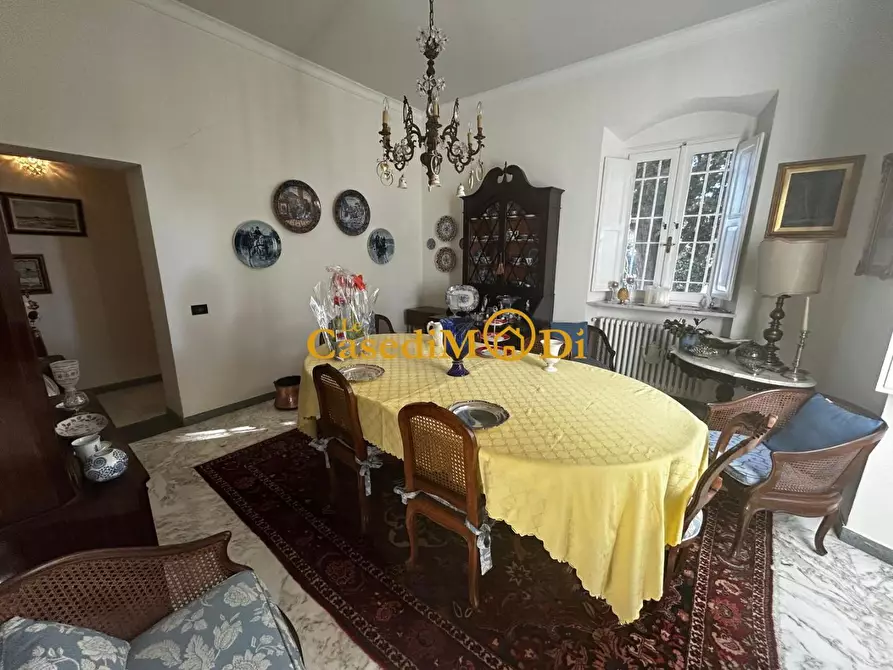 Immagine 54 di Porzione di casa in vendita  a Livorno