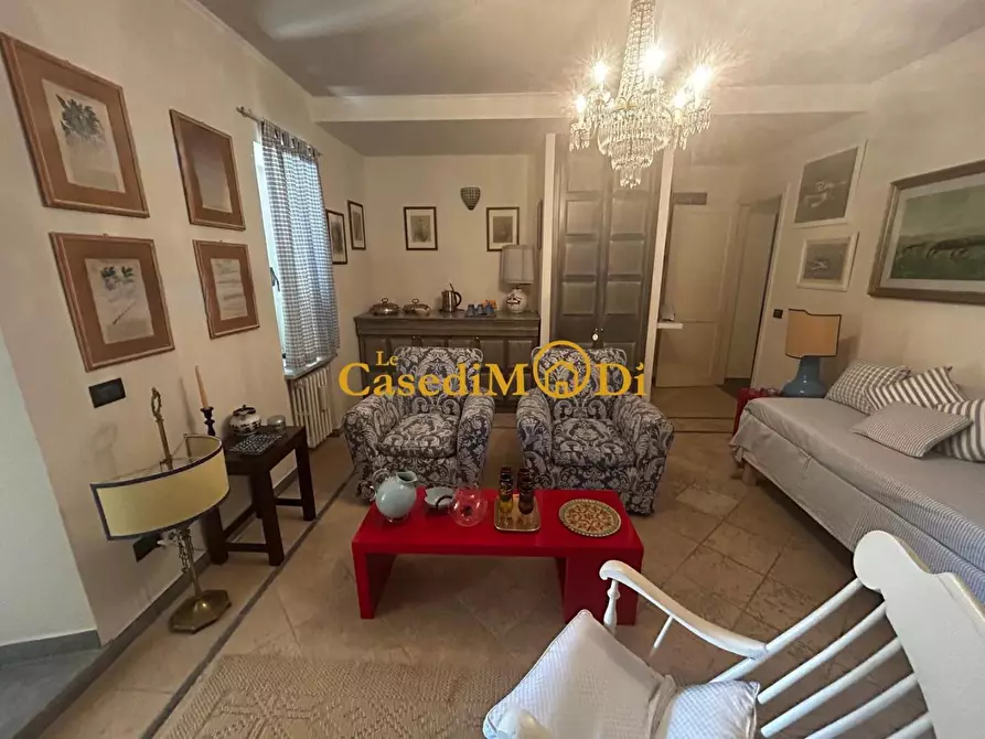 Immagine 12 di Porzione di casa in vendita  a Livorno