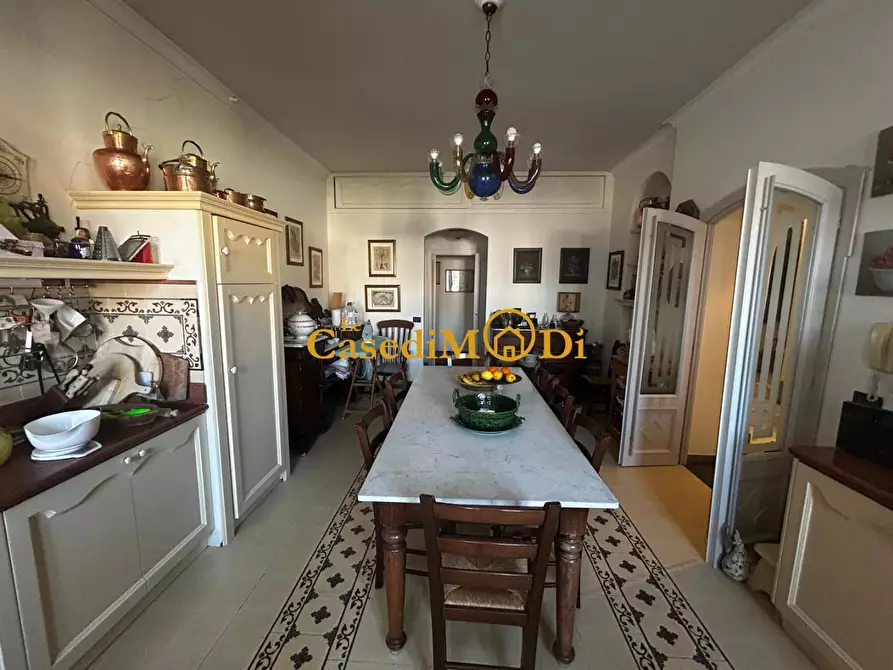 Immagine 35 di Porzione di casa in vendita  a Livorno