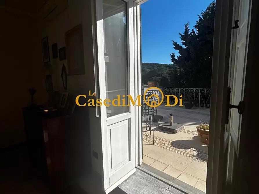 Immagine 28 di Porzione di casa in vendita  a Livorno