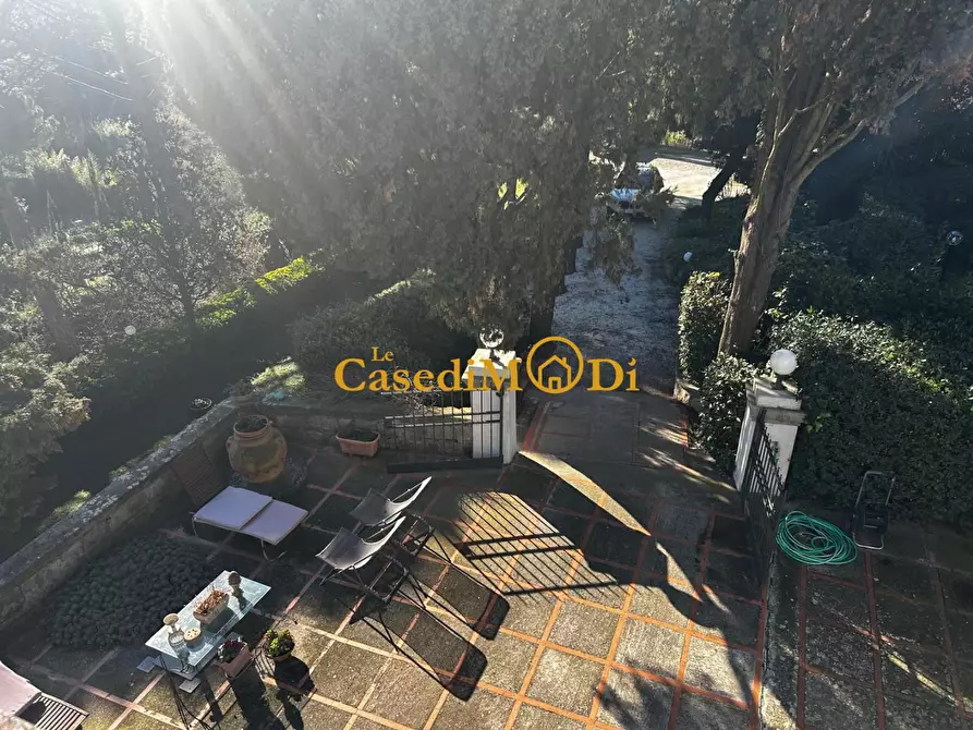 Immagine 1 di Porzione di casa in vendita  a Livorno