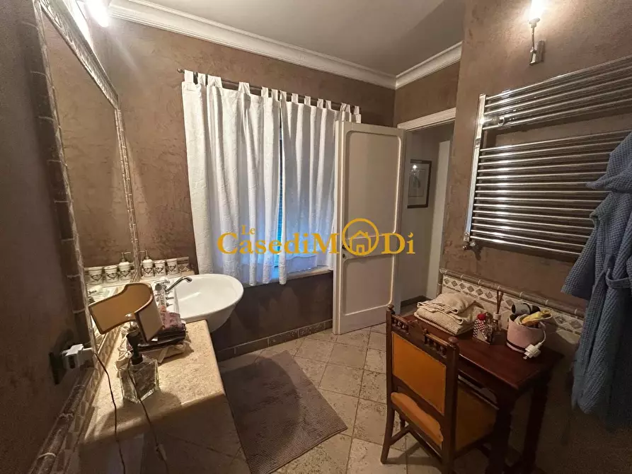 Immagine 20 di Porzione di casa in vendita  a Livorno