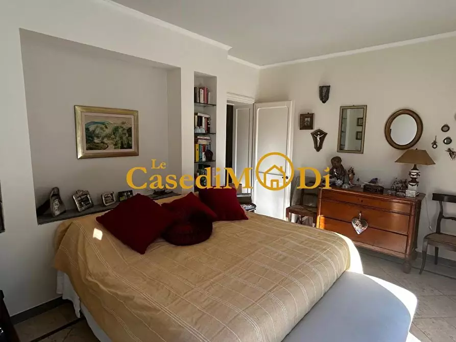 Immagine 24 di Porzione di casa in vendita  a Livorno